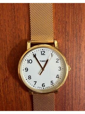 AUTHENTIC NEW TIMEX GOLD TONE, ROUND WHITE DIAL WATCH-T2P170